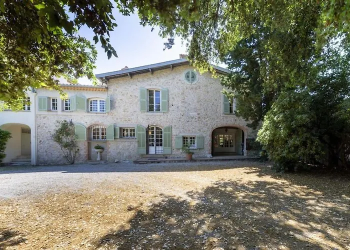 Mas De Charme Avec Piscine * Антіб