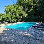 Mas De Charme Avec Piscine וילה אנטיב