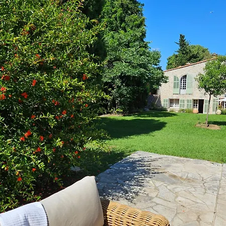 Mas De Charme Avec Piscine Villa *