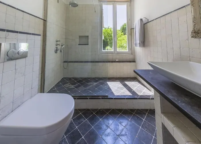 Mas De Charme Avec Piscine וילה אנטיב