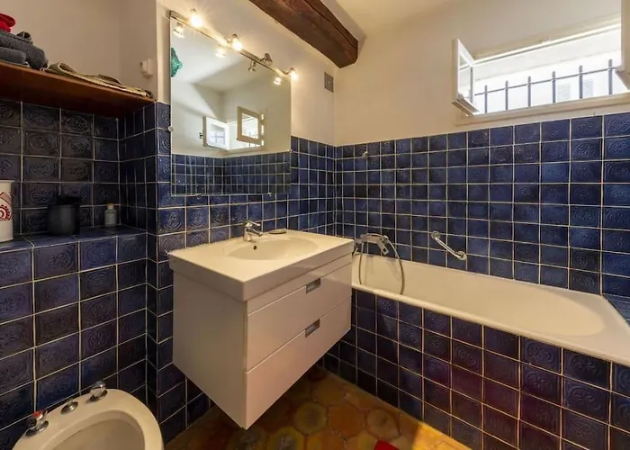 וילה Mas De Charme Avec Piscine אנטיב