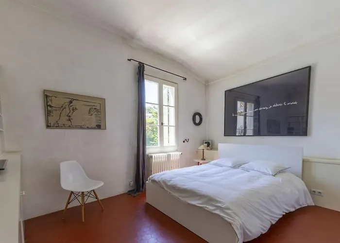 Mas De Charme Avec Piscine וילה